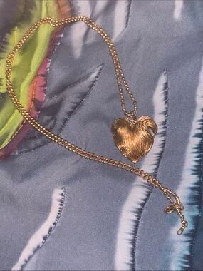 Rare vintage intricate weave Gold Heart Pendant Necklace